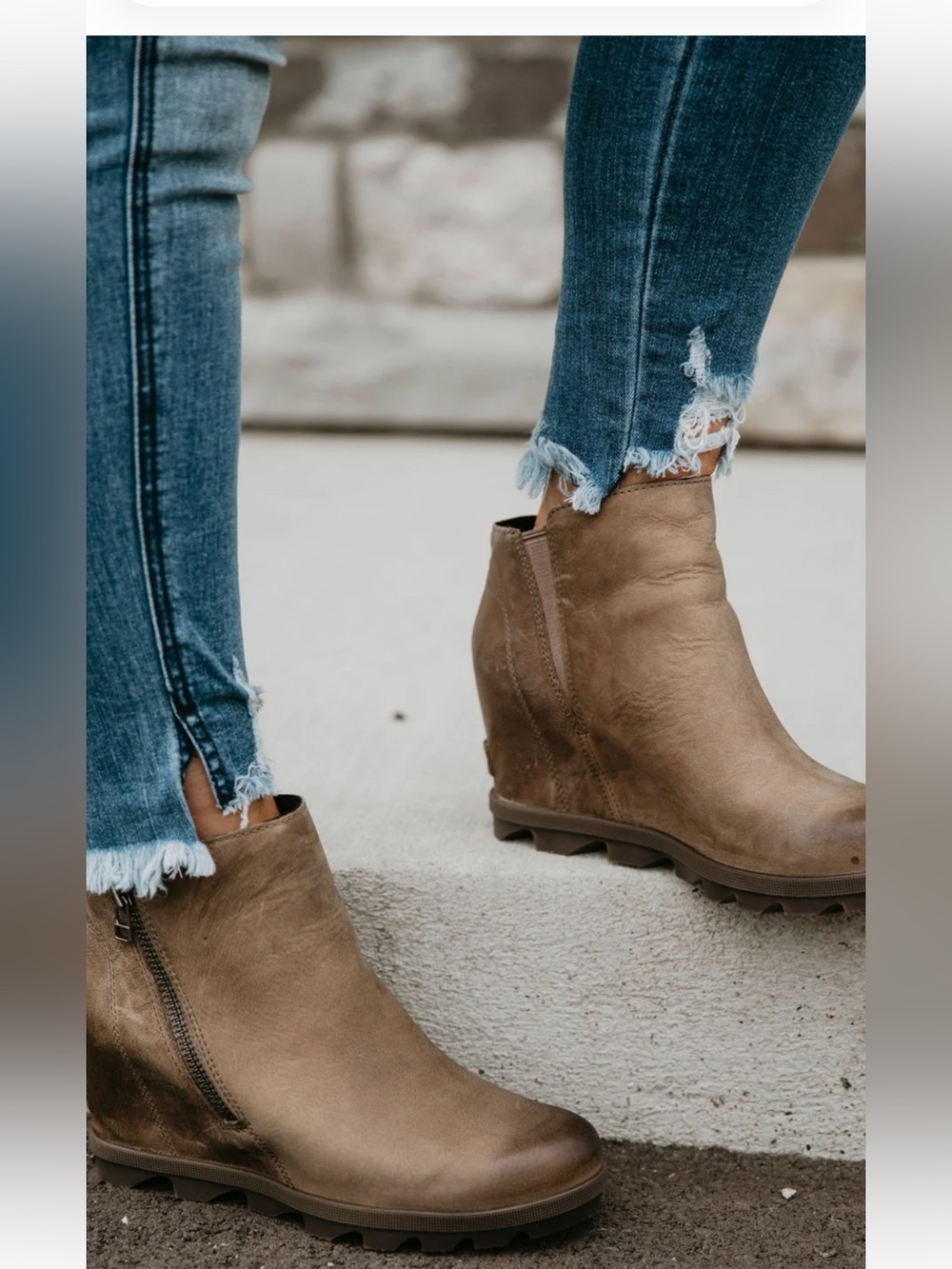 Sorel light Brown Joan of Arc Wedge Ankle Booties Sz 8 NWOT